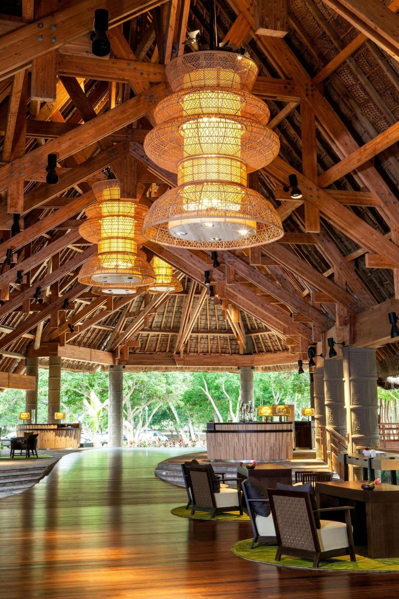 Sheraton New Caledonia Deva Spa & Golf Resort Bourail Exterior photo Interior of the restaurant